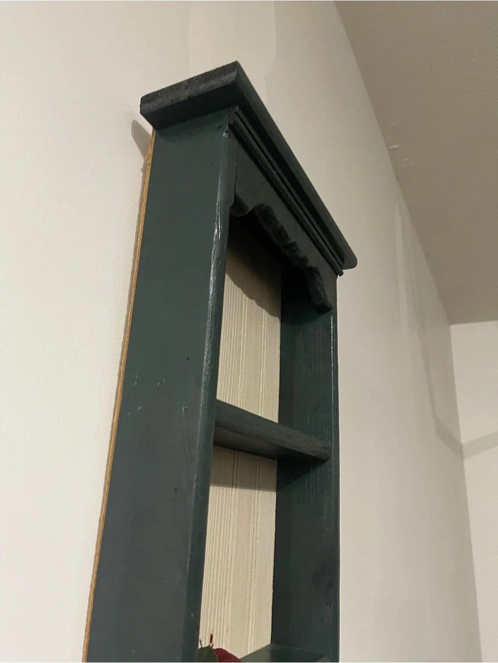 Decorative Wall Shelf with Red Apple Accents - Green